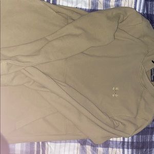 Under-armor Sweat Shirt